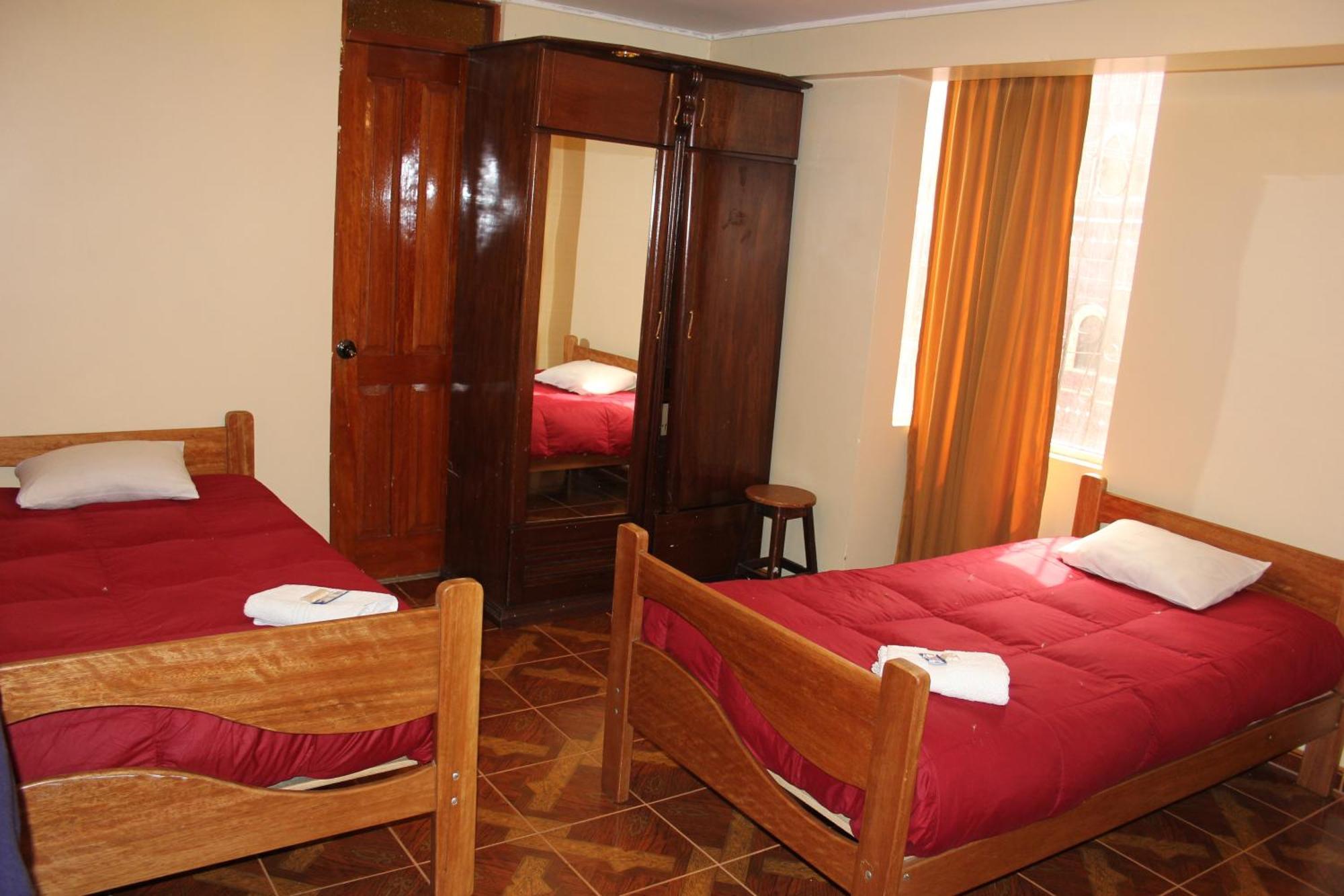 Cuscopackers Hostels Екстер'єр фото