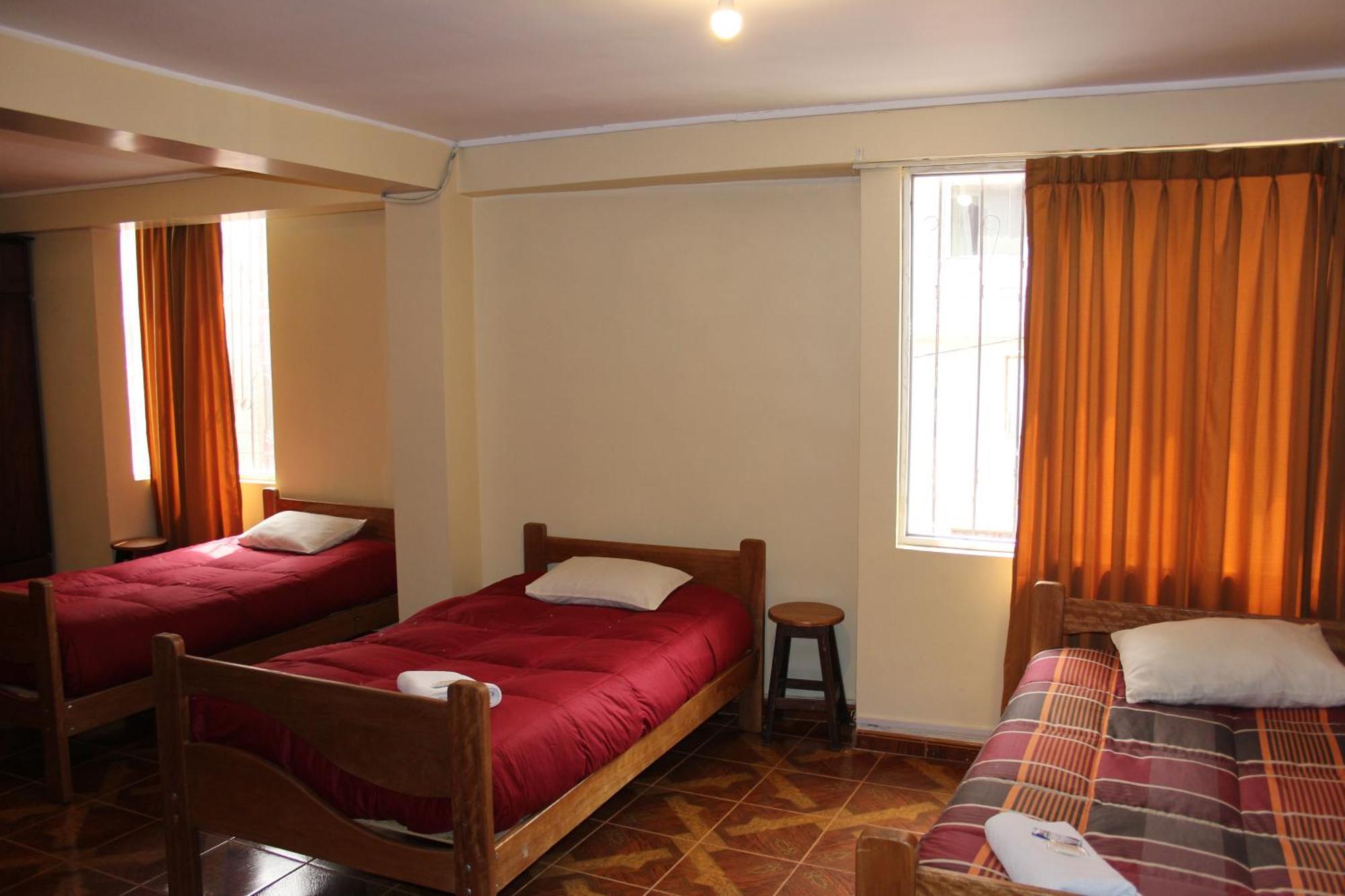 Cuscopackers Hostels Екстер'єр фото