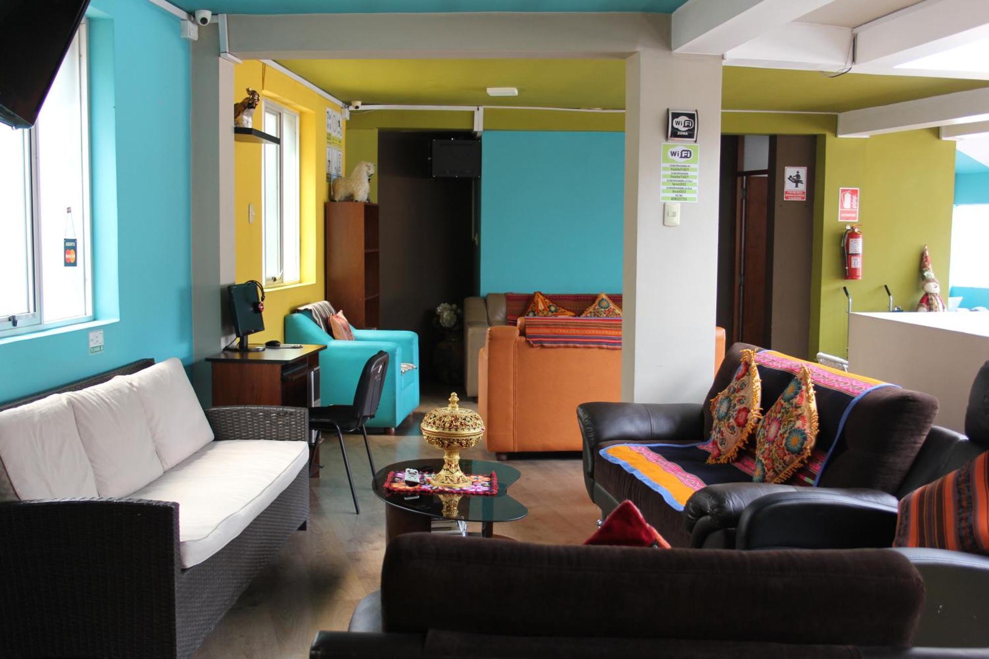 Cuscopackers Hostels Екстер'єр фото